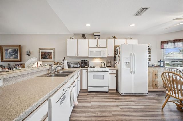 4177 CANNES AVENUE, Lake Wales, FL 33859