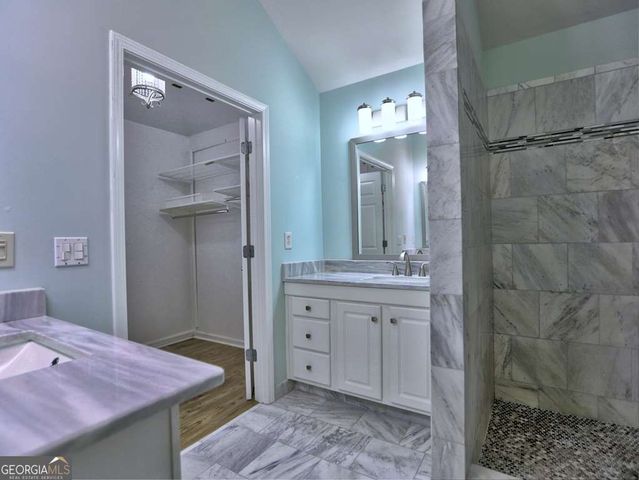 512 Courtyard Way, Woodstock, GA 30189