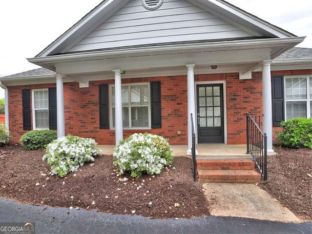 512 Courtyard Way, Woodstock, GA 30189
