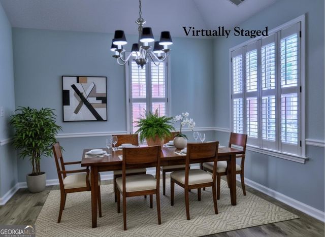 512 Courtyard Way, Woodstock, GA 30189