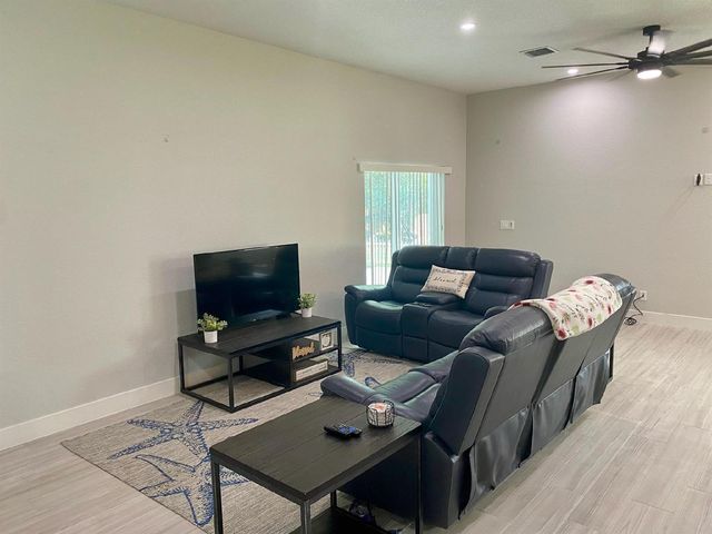 3310 SW SAVONA Boulevard, Port St. Lucie, FL 34953
