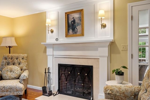 9 Ladyslipper Ln, Acton, MA 01720