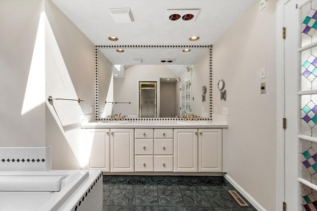 9 Ladyslipper Ln, Acton, MA 01720