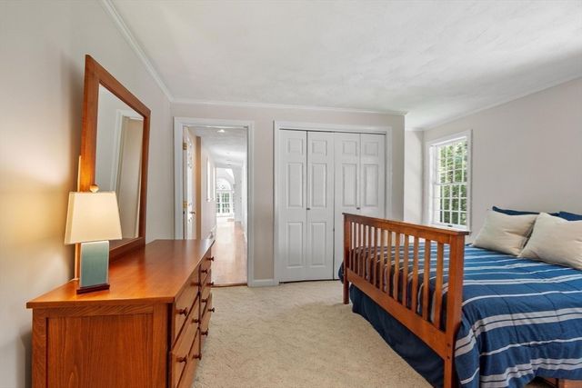 9 Ladyslipper Ln, Acton, MA 01720