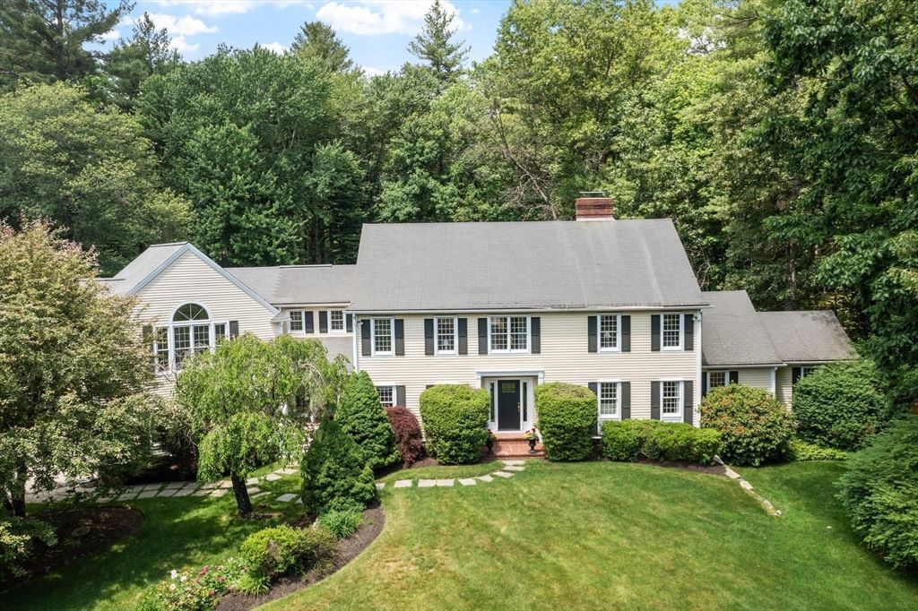 9 Ladyslipper Ln, Acton, MA 01720