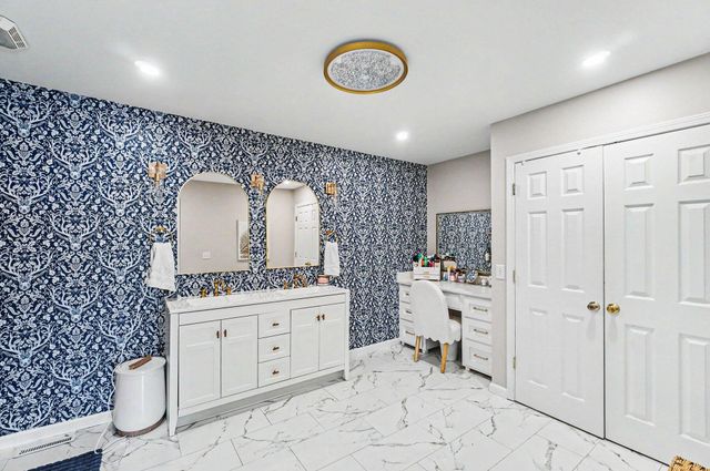 229 Hill N Dell Road, Paris, KY 40361