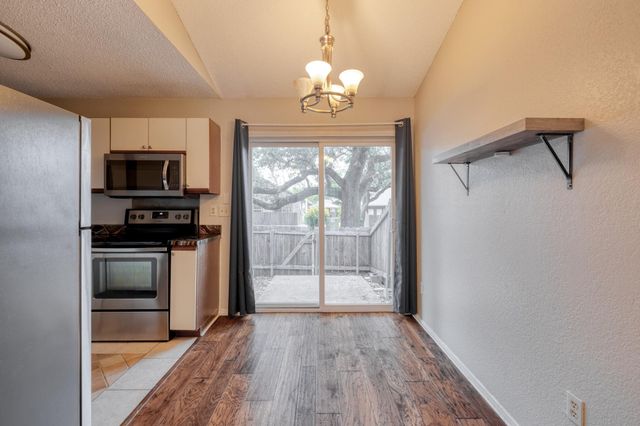 1015 E Yager LN 35, Austin, TX 78753