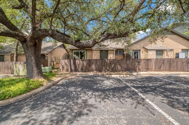 1015 E Yager LN 35, Austin, TX 78753