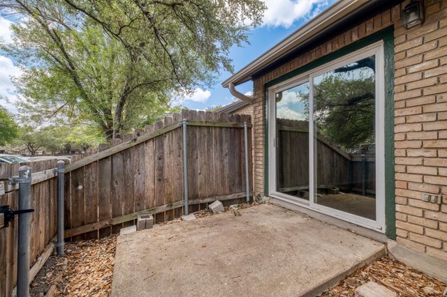 1015 E Yager LN 35, Austin, TX 78753