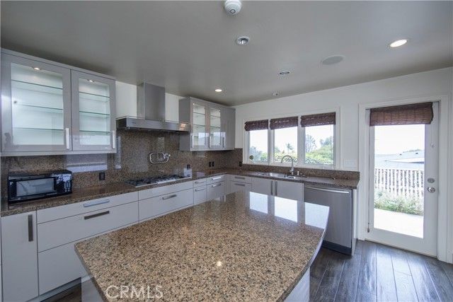 1289 Skyline Drive, Laguna Beach, CA 92651