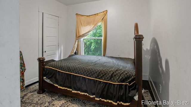 714 Adams Street, Grand Rapids, MI 49507