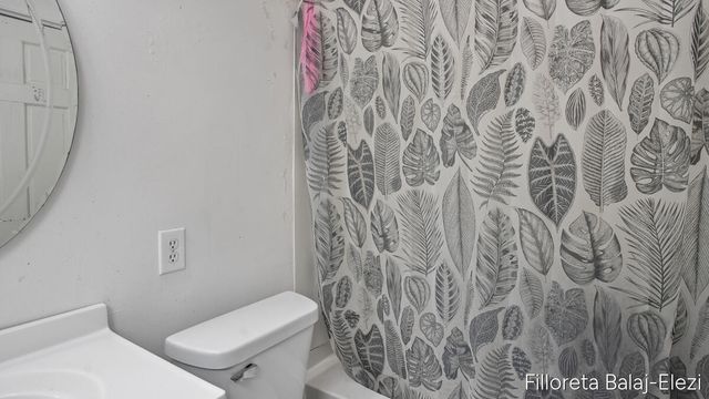 714 Adams Street, Grand Rapids, MI 49507