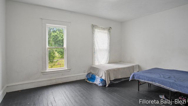 714 Adams Street, Grand Rapids, MI 49507