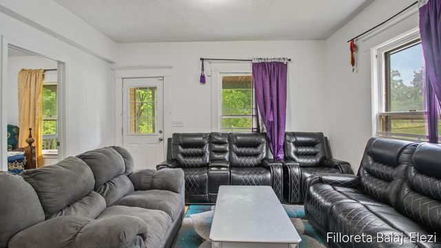 714 Adams Street, Grand Rapids, MI 49507