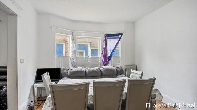 714 Adams Street, Grand Rapids, MI 49507