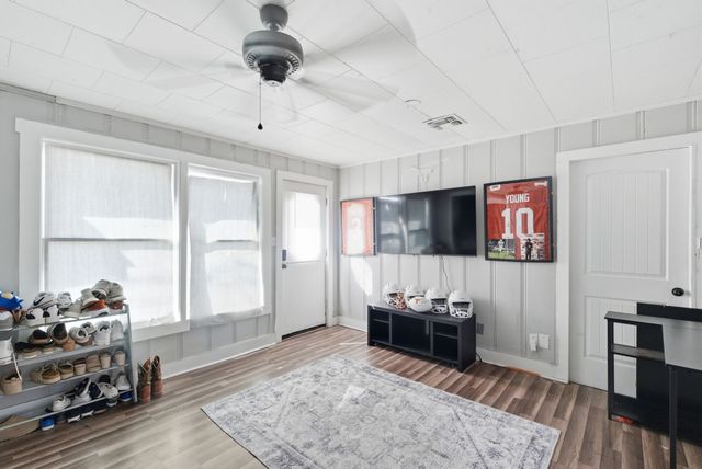 1317 4th Street, Graham, TX 76450