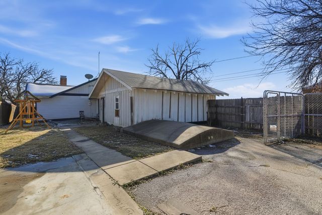 1317 4th Street, Graham, TX 76450