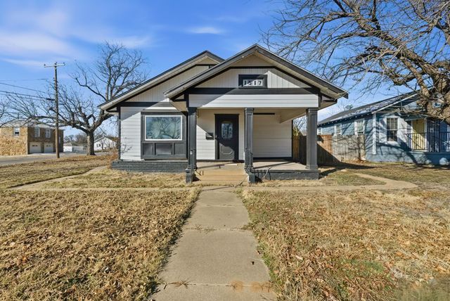 1317 4th Street, Graham, TX 76450