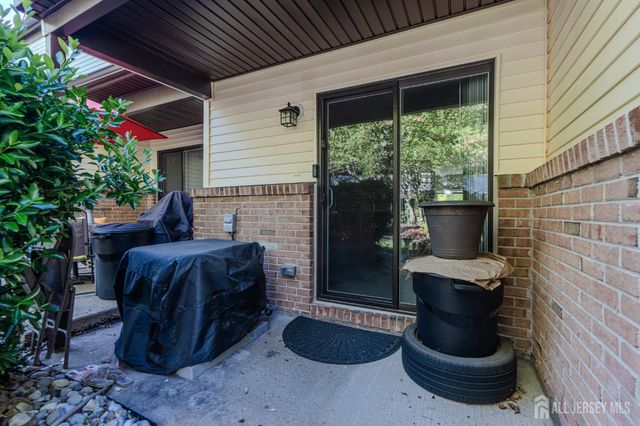 103 Aspen Drive, North Brunswick, NJ 08902