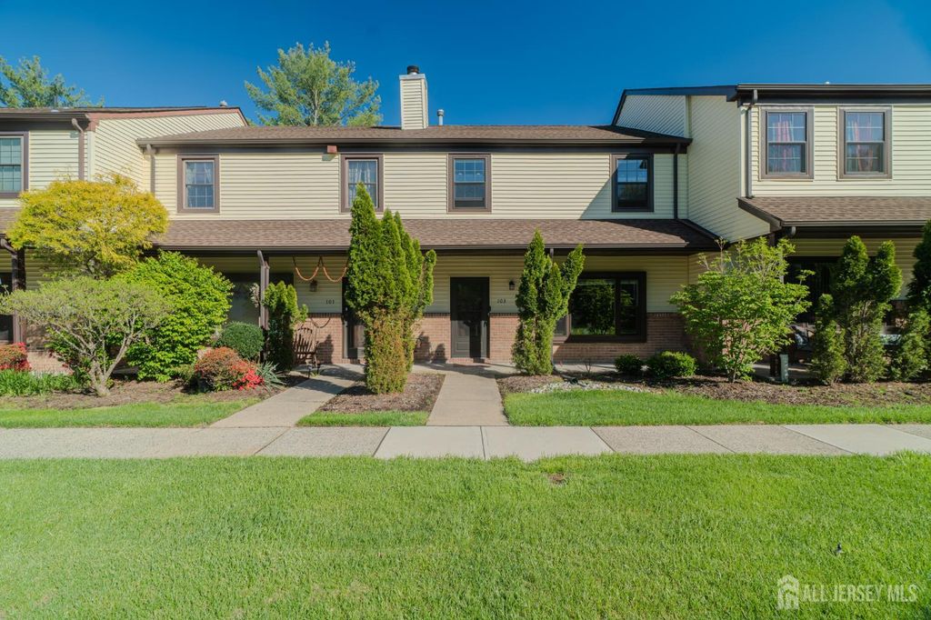 103 Aspen Drive, North Brunswick, NJ 08902