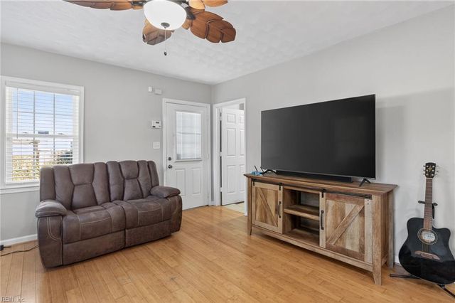 2818 Tidewater DR, Norfolk, VA 23509