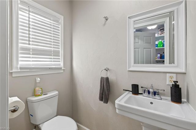 2818 Tidewater DR, Norfolk, VA 23509