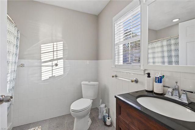 2818 Tidewater DR, Norfolk, VA 23509