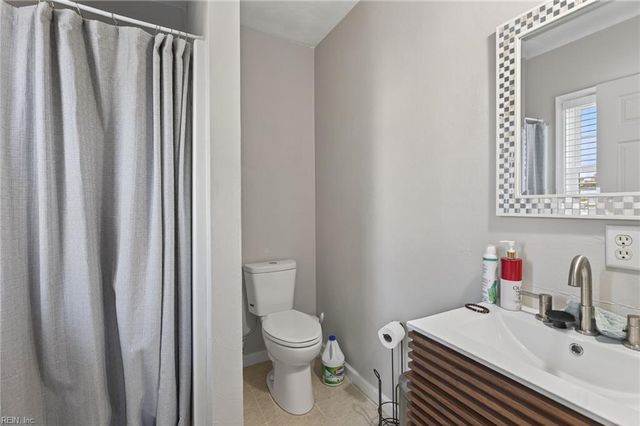 2818 Tidewater DR, Norfolk, VA 23509