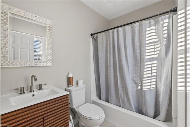 2818 Tidewater DR, Norfolk, VA 23509