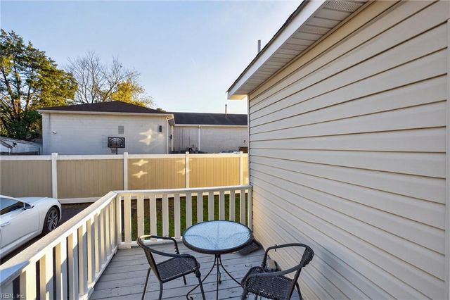 2818 Tidewater DR, Norfolk, VA 23509