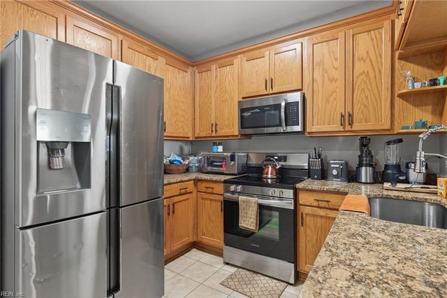 2818 Tidewater DR, Norfolk, VA 23509