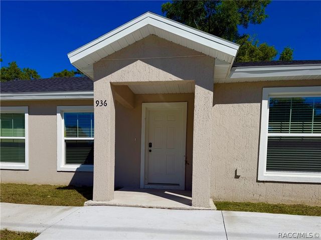 936 S Apopka Avenue, Inverness, FL 34452