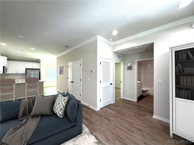 936 S Apopka Avenue, Inverness, FL 34452