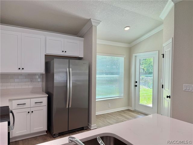 936 S Apopka Avenue, Inverness, FL 34452