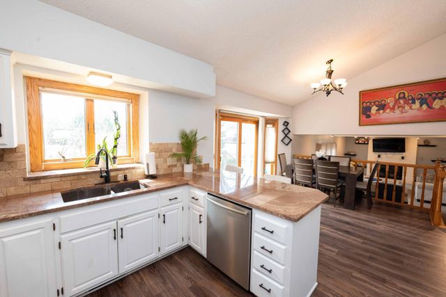 8937 Ashley Terrace, Brooklyn Park, MN 55443