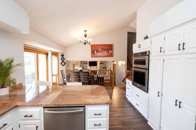 8937 Ashley Terrace, Brooklyn Park, MN 55443