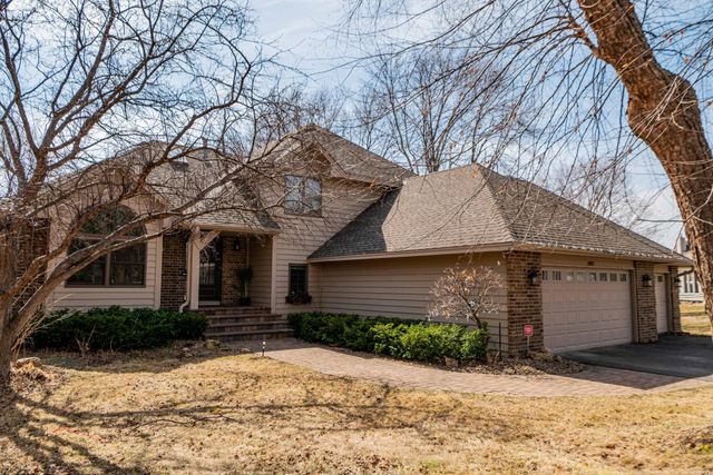 8937 Ashley Terrace, Brooklyn Park, MN 55443