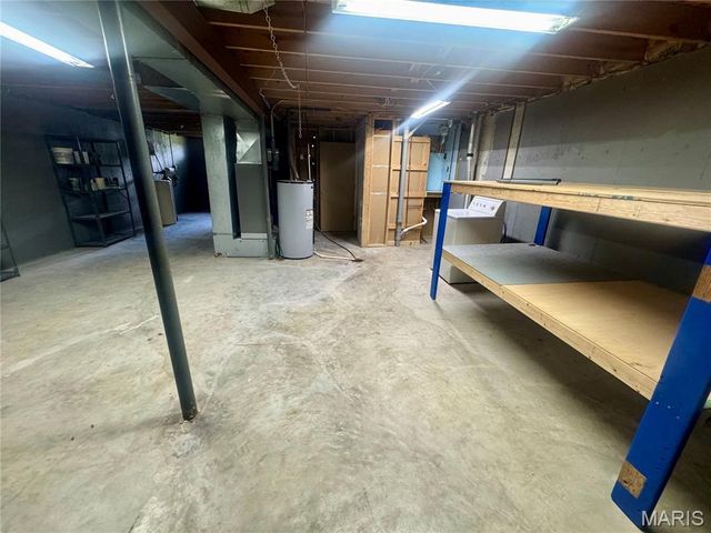 503 Pike Avenue, Warrenton, MO 63383