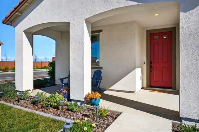 6001 Oberlander Dr, Roseville, CA 95747