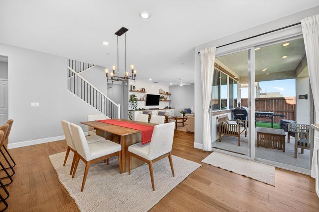 6001 Oberlander Dr, Roseville, CA 95747