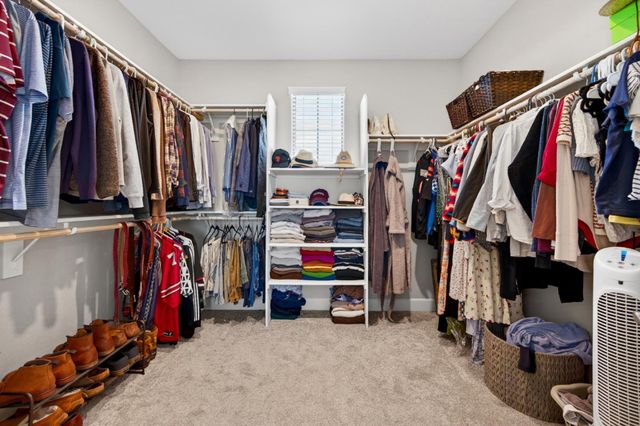 6001 Oberlander Dr, Roseville, CA 95747