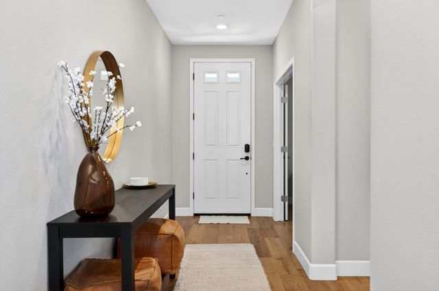 6001 Oberlander Dr, Roseville, CA 95747