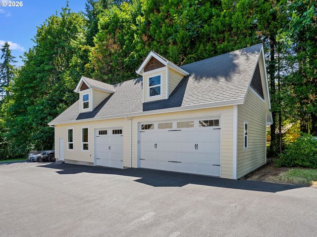 59188 N MORTEN Dr, St Helens, OR 97051