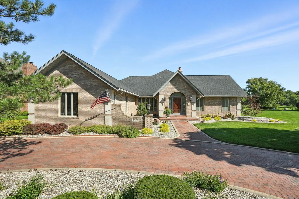 1322 Muirfield Drive, Schererville, IN 46375
