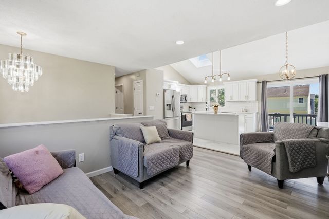 191 Lamont St, Springfield, MA 01119