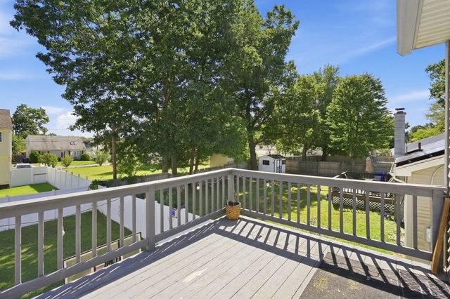 191 Lamont St, Springfield, MA 01119