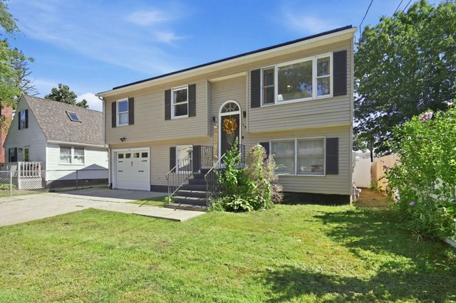 191 Lamont St, Springfield, MA 01119