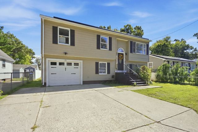 191 Lamont St, Springfield, MA 01119