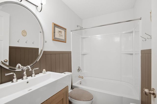 4013 126th Place, Savage, MN 55378
