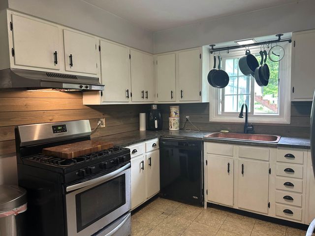 7150 S Strain Ridge Road, Bloomington, IN 47401